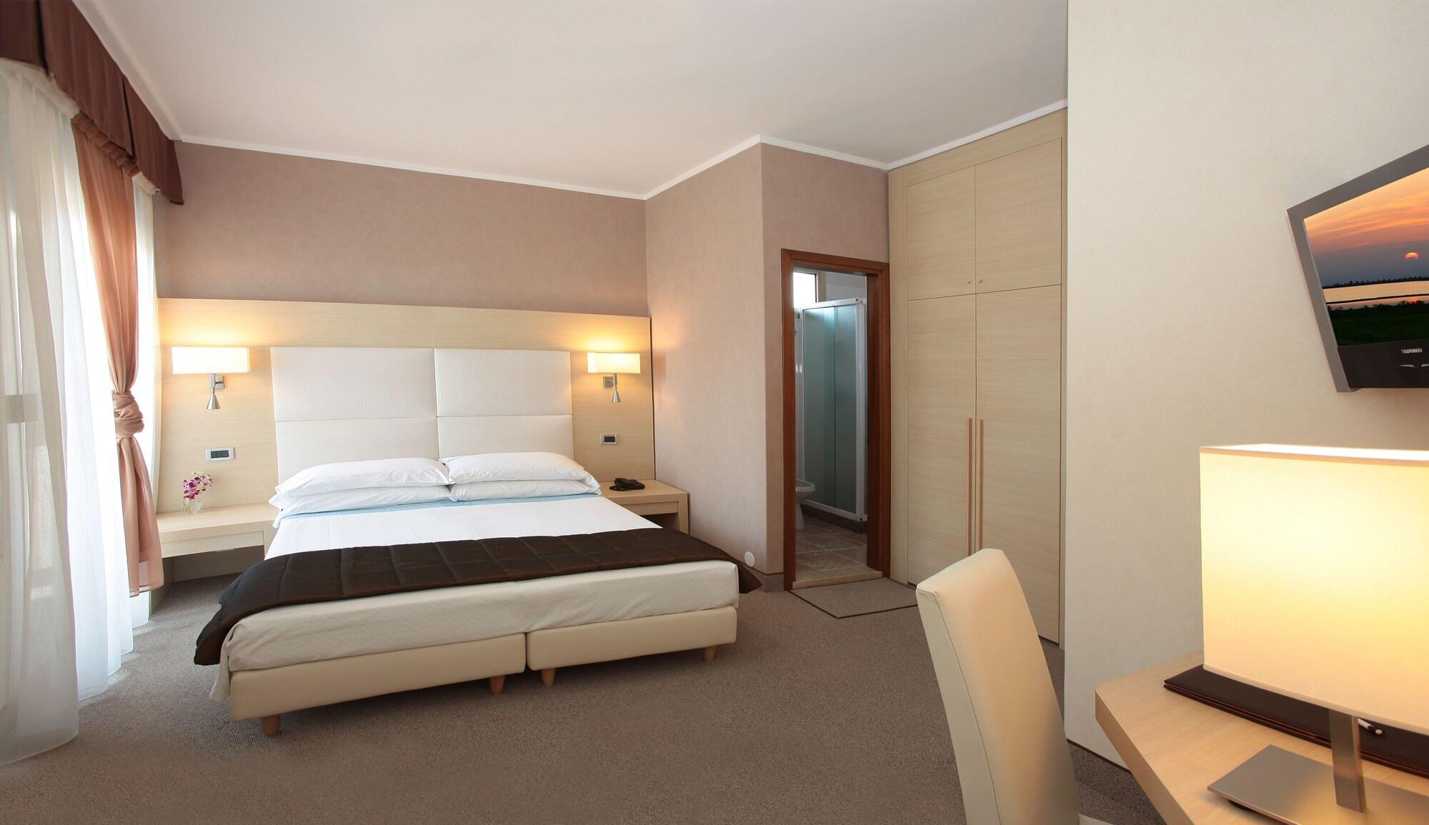 Hotel Rivamare Lido di Jesolo Buitenkant foto