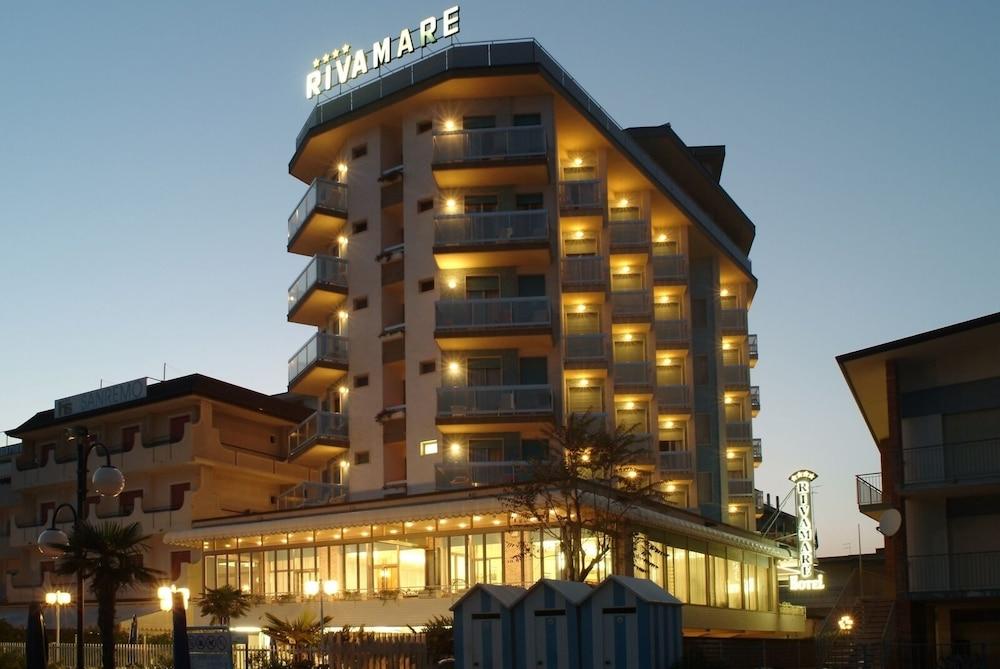 Hotel Rivamare Lido di Jesolo Buitenkant foto
