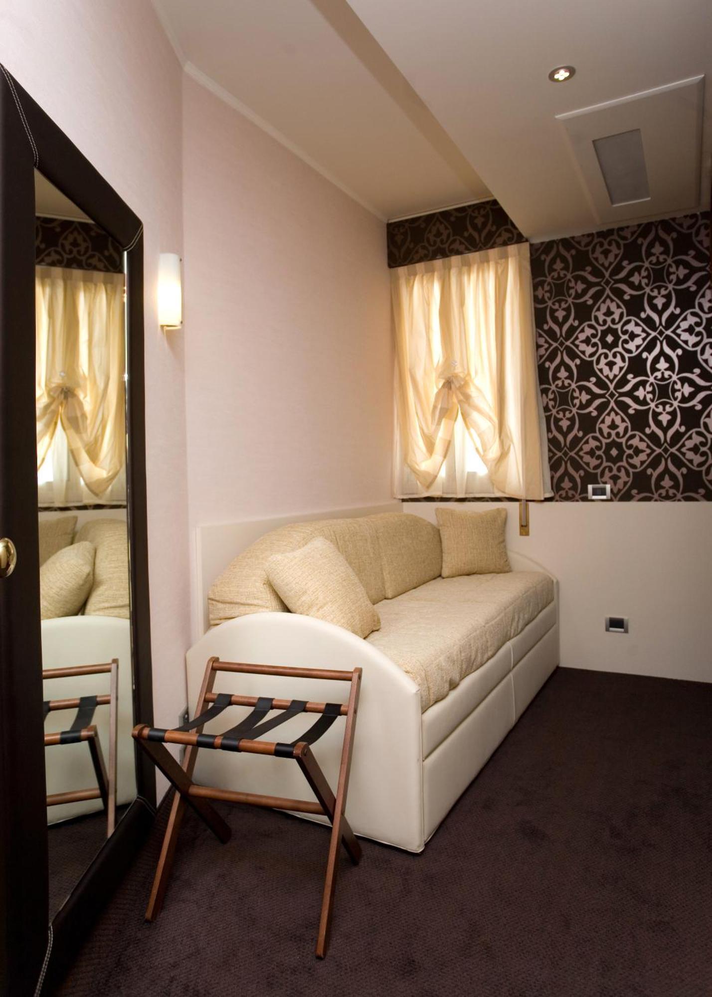 Hotel Rivamare Lido di Jesolo Buitenkant foto